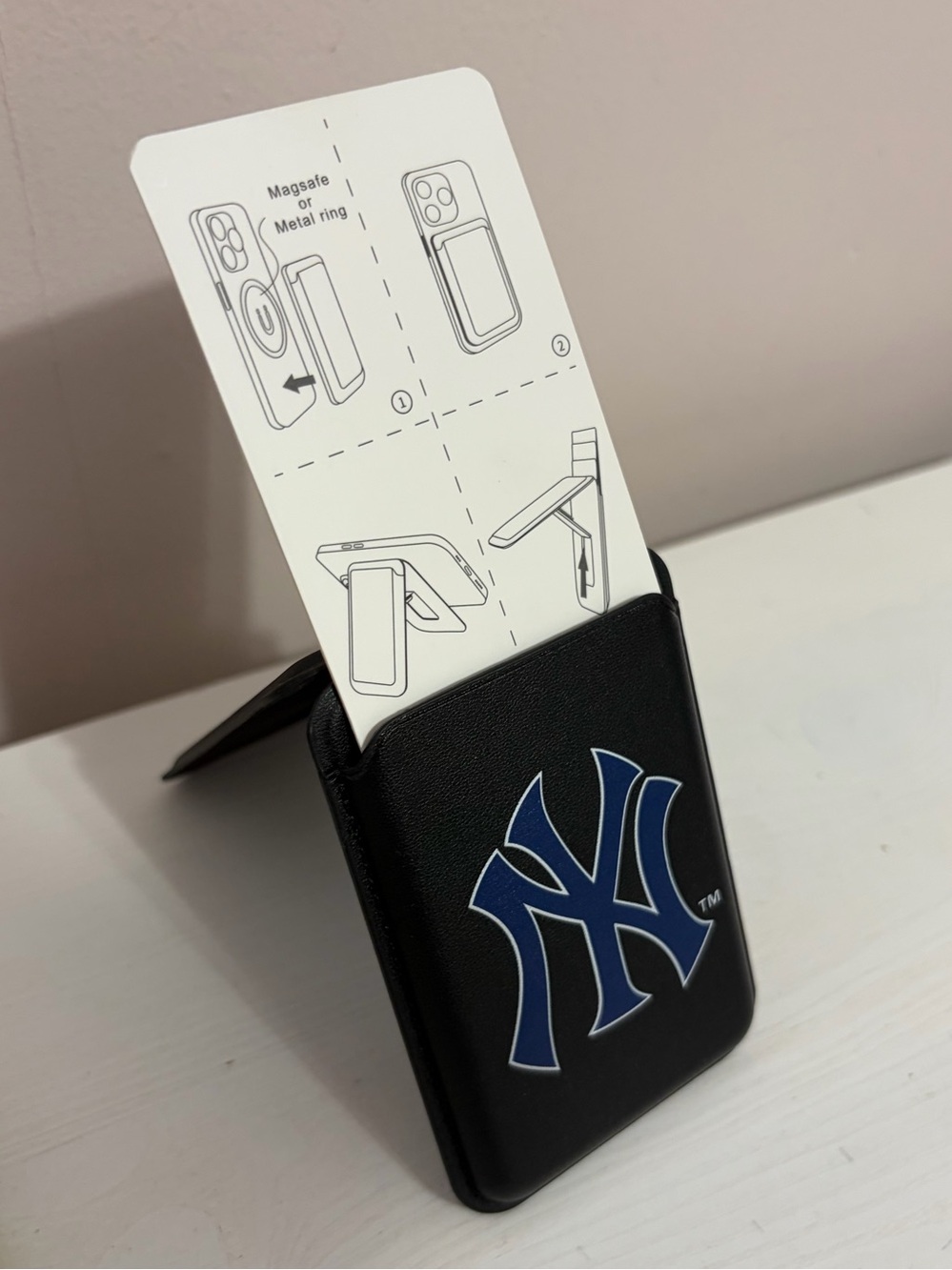 New York Yankees Black Magnetic Phone Wallet & Kickstand